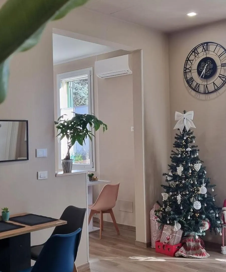 Alemanni54 - Apartment Bologna Italia