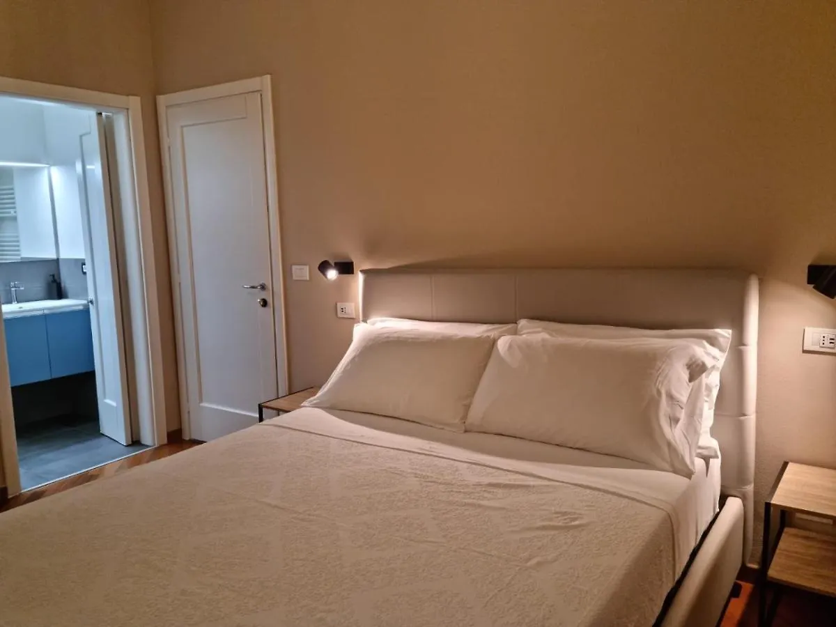 Alemanni54 - Apartment Bologna 0*,